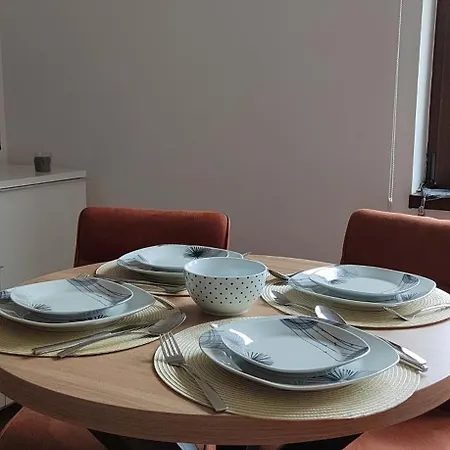 Glecer Kop A11 Free Parking Garage *