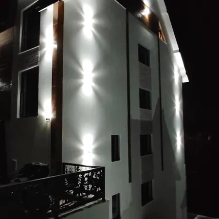 Glecer Kop A11 Free Parking Garage 아파트 카파오닉